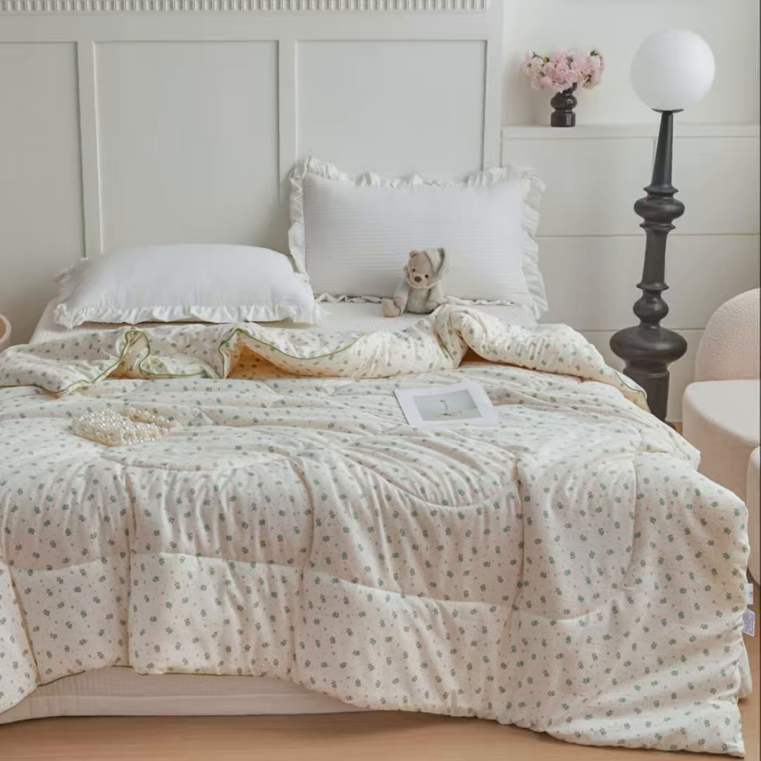 91家纺网 家纺一手货源 找家纺 尊妙被业 2026新款小奶芙大豆夏被夏凉被空调被 曼塔玫瑰