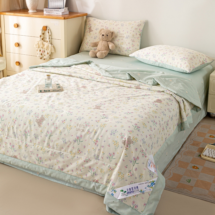 91家纺网 家纺一手货源 找家纺 红日子纺织品 2026新款全棉印花夏被夏凉被空调被 花园宝贝