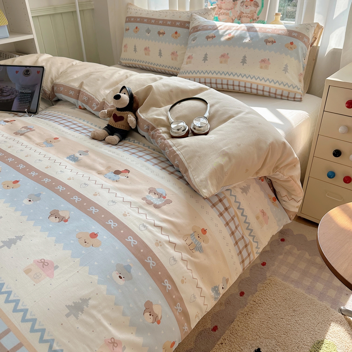 91家纺网 家纺一手货源 找家纺 六巷胡同 2026新款40支全棉13070INS卡通单品被套 费尔岛狗狗