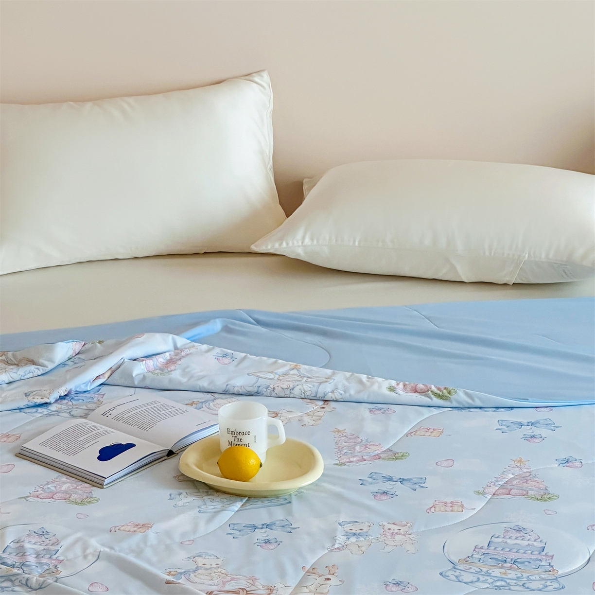 91家纺网 家纺一手货源 找家纺 傲蕾良品 2026新款【冷凝一号】高定锦氨针织蚕丝冰皮被 蛋糕派对