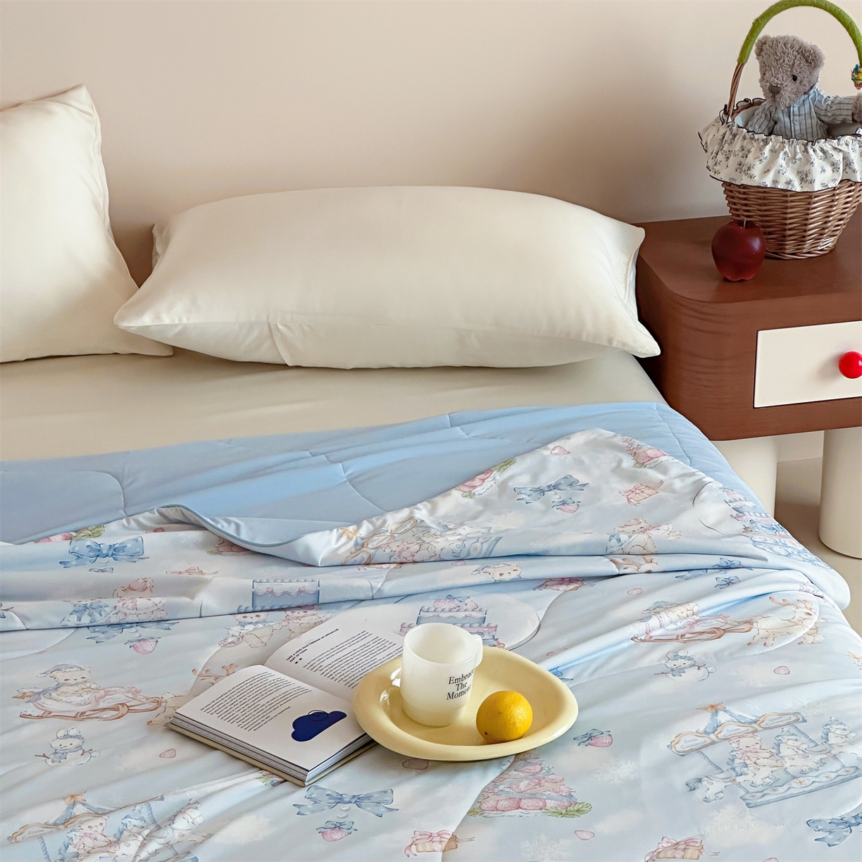 91家纺网 家纺一手货源 找家纺 傲蕾良品 2026新款【冷凝一号】高定锦氨针织蚕丝冰皮被 蛋糕派对