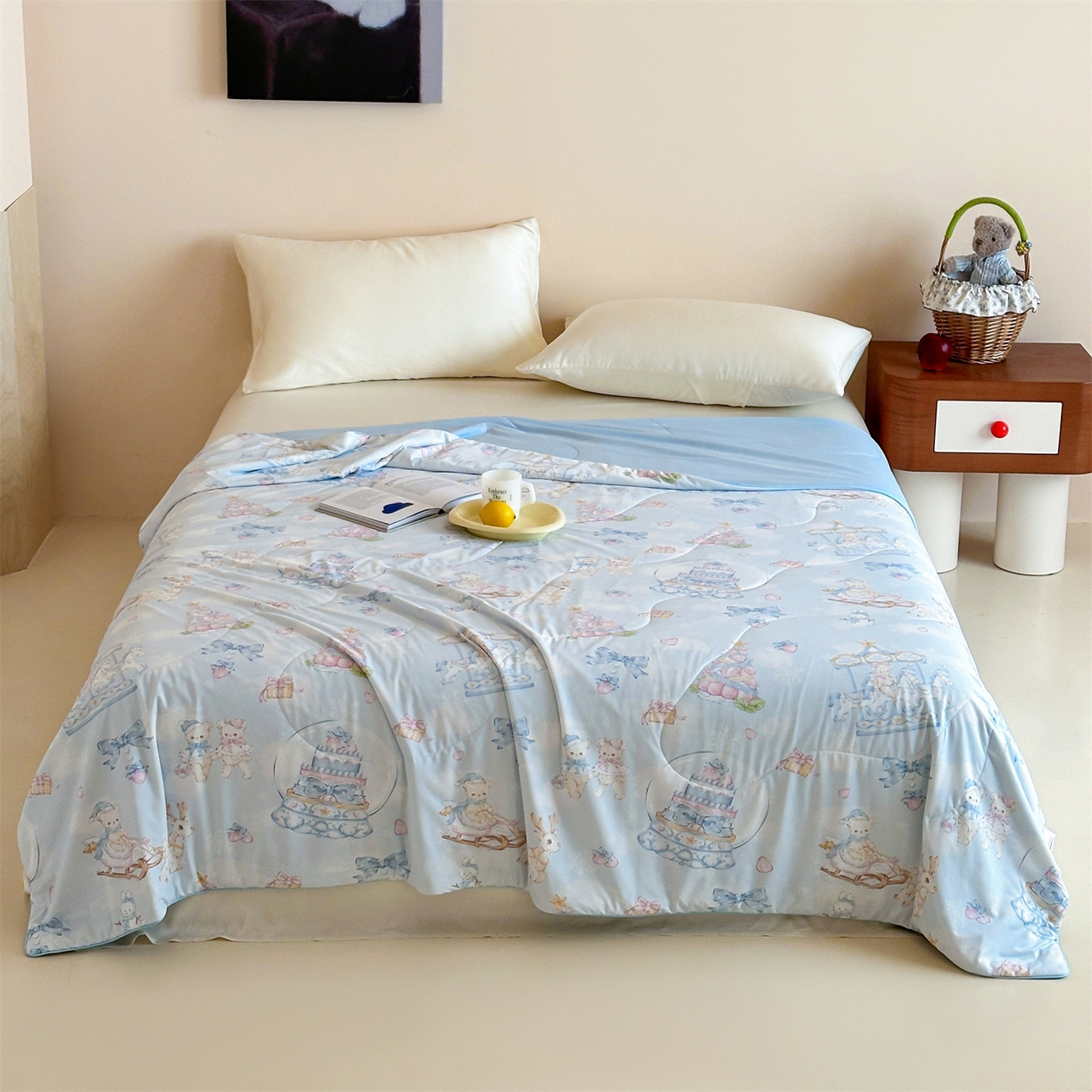 91家纺网 家纺一手货源 找家纺 傲蕾良品 2026新款【冷凝一号】高定锦氨针织蚕丝冰皮被 蛋糕派对