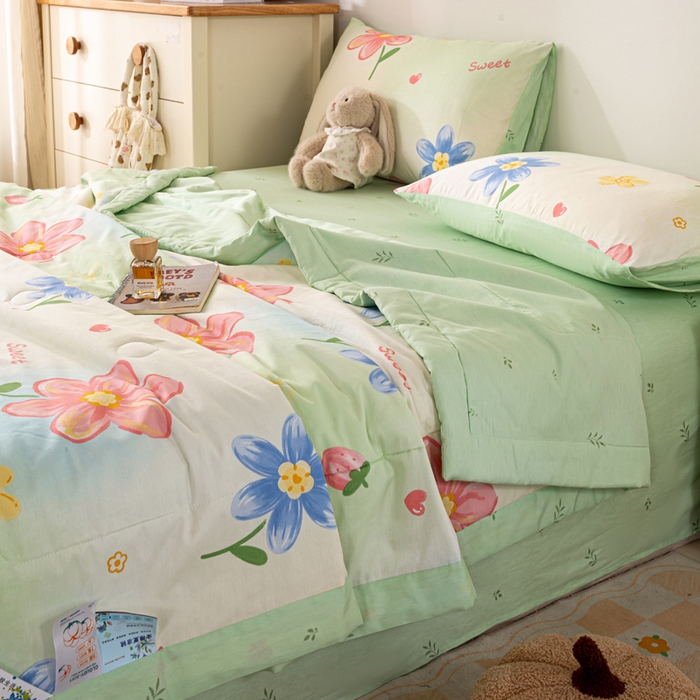 91家纺网 家纺一手货源 找家纺 红日子纺织品 2026新款全棉印花夏被夏凉被空调被 恋恋花语