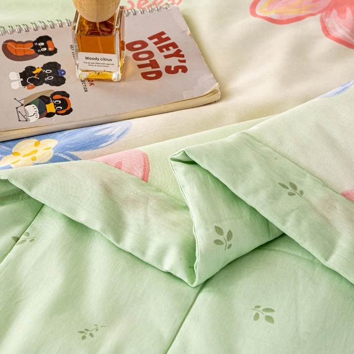 91家纺网 家纺一手货源 找家纺 红日子纺织品 2026新款全棉印花夏被夏凉被空调被 恋恋花语