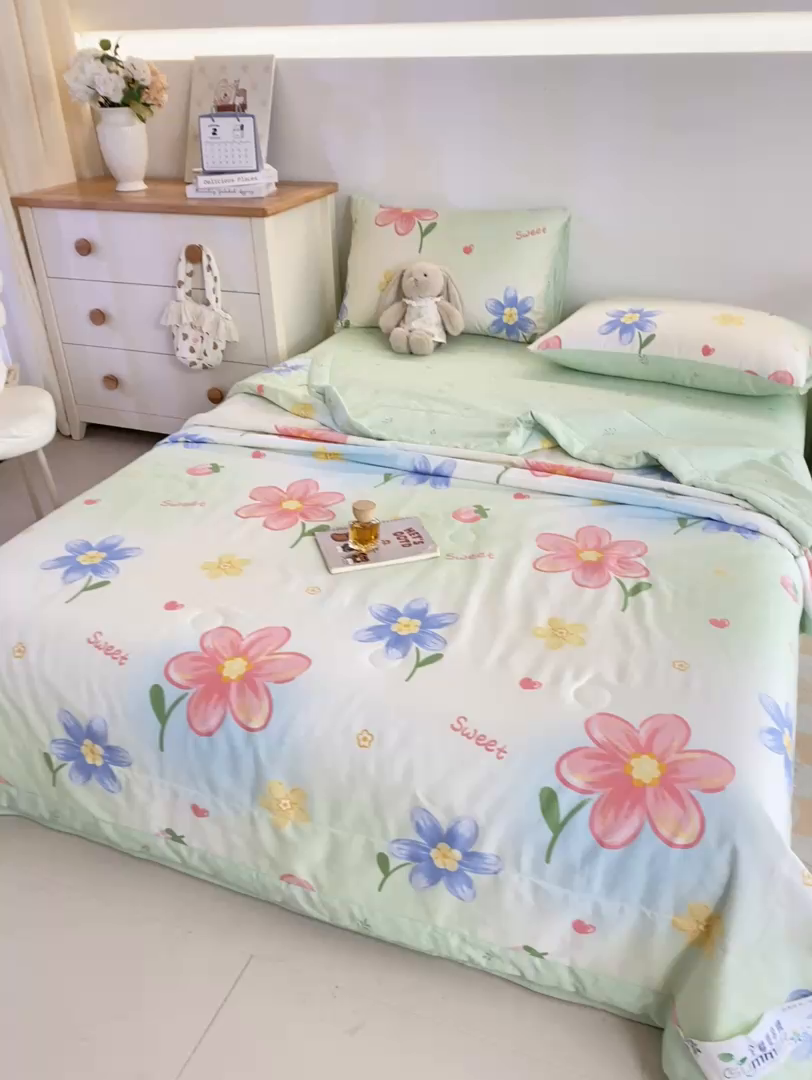 91家纺网 家纺一手货源 找家纺 红日子纺织品 2026新款全棉印花夏被夏凉被空调被 恋恋花语