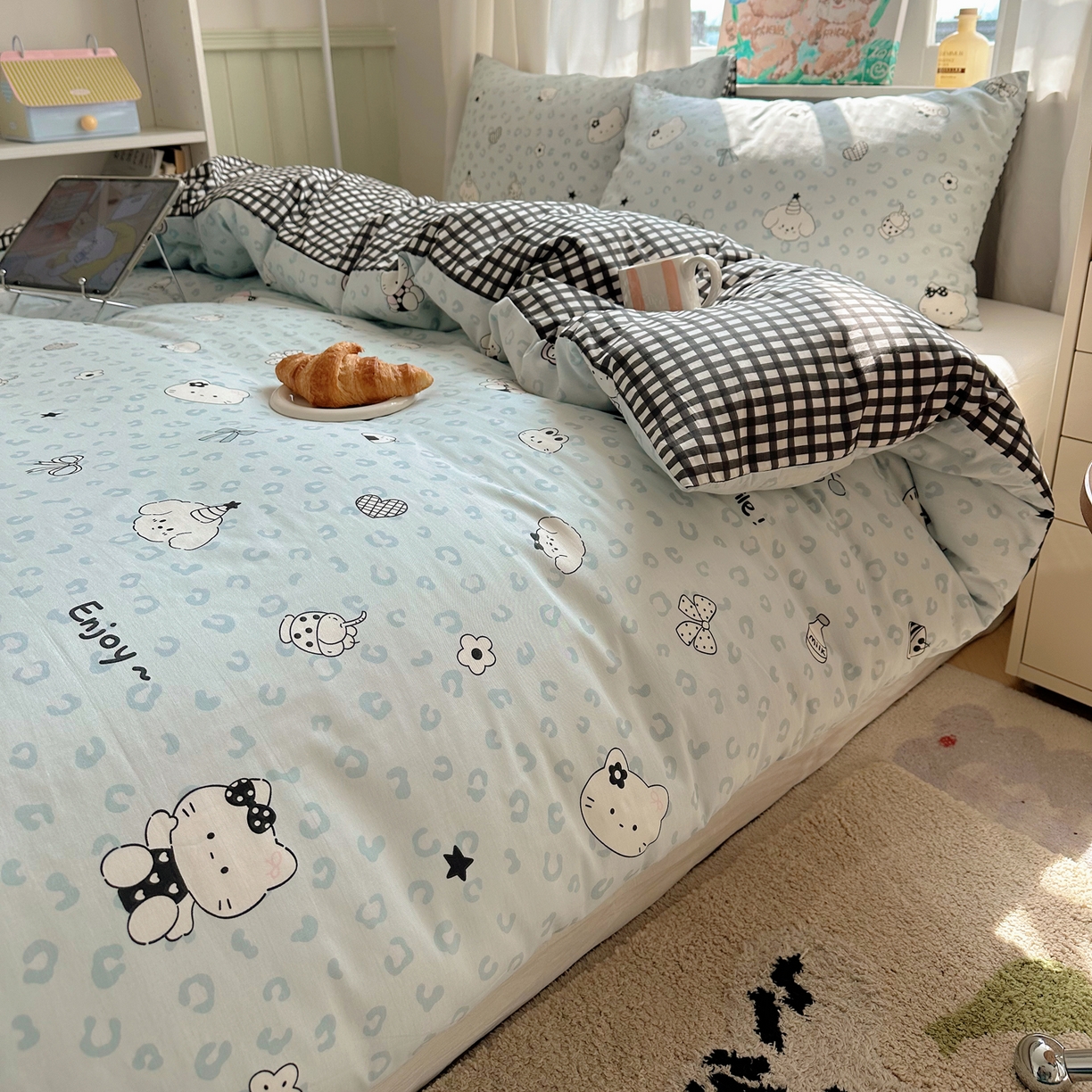 91家纺网 家纺一手货源 找家纺 六巷胡同 2026新款40支全棉13070INS卡通单品被套 海盐豹纹猫