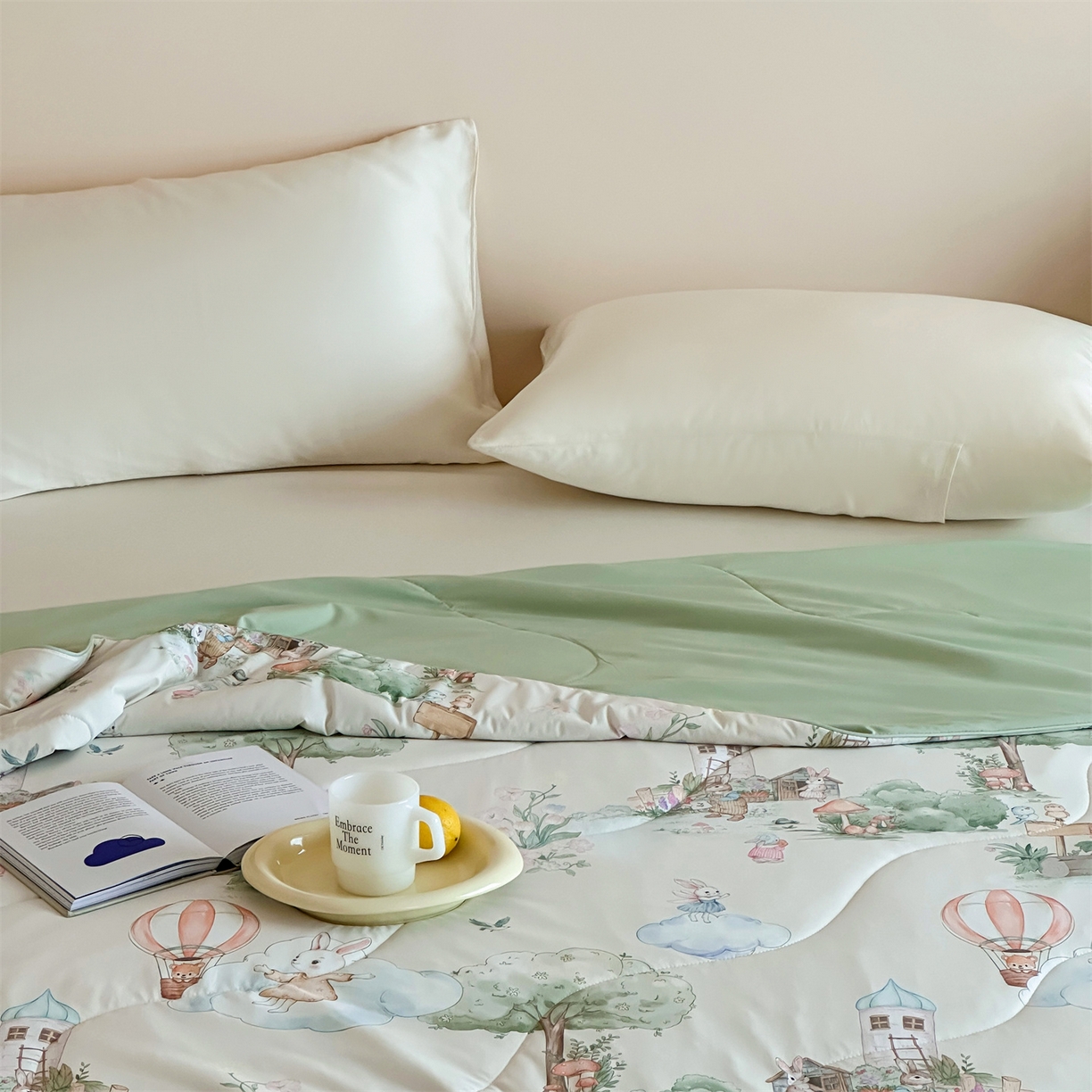 91家纺网 家纺一手货源 找家纺 傲蕾良品 2026新款【冷凝一号】高定锦氨针织蚕丝冰皮被 奇幻森林