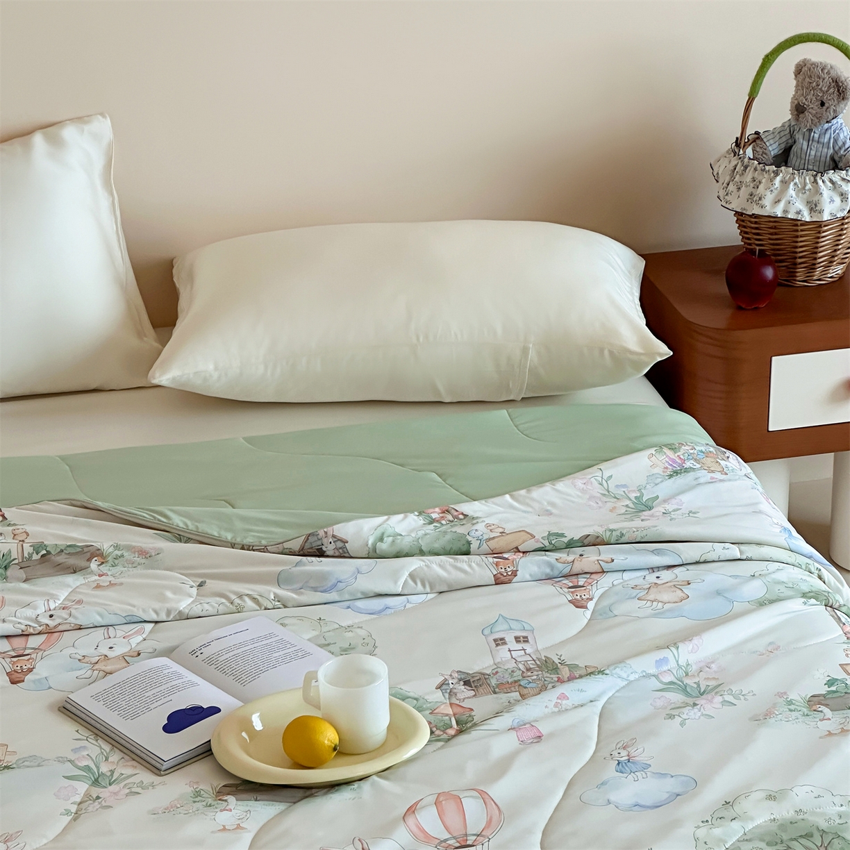 91家纺网 家纺一手货源 找家纺 傲蕾良品 2026新款【冷凝一号】高定锦氨针织蚕丝冰皮被 奇幻森林