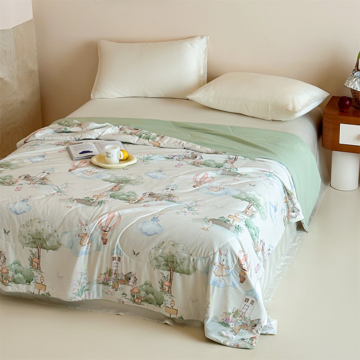 91家纺网 家纺一手货源 找家纺 傲蕾良品 2026新款【冷凝一号】高定锦氨针织蚕丝冰皮被 奇幻森林