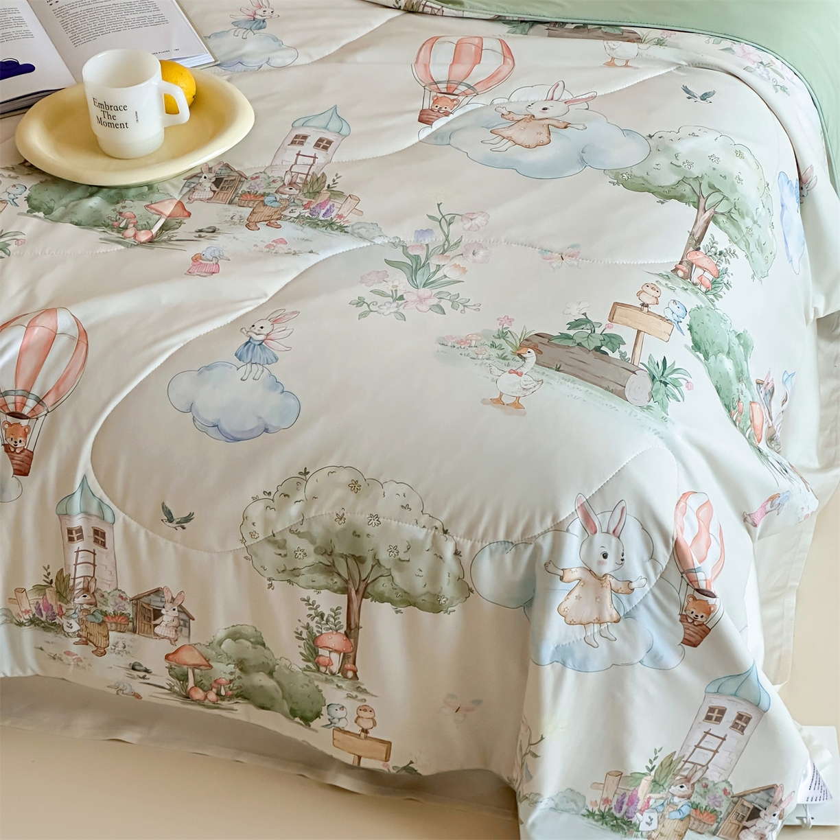 91家纺网 家纺一手货源 找家纺 傲蕾良品 2026新款【冷凝一号】高定锦氨针织蚕丝冰皮被 奇幻森林