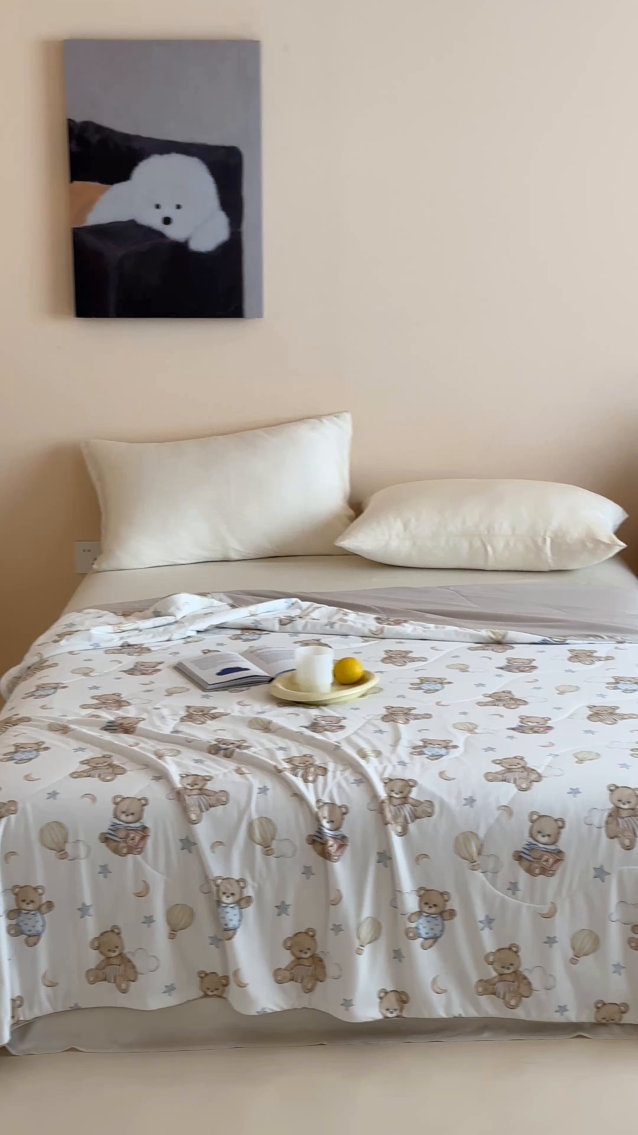 91家纺网 家纺一手货源 找家纺 傲蕾良品 2026新款【冷凝一号】高定锦氨针织蚕丝冰皮被 晚安小熊