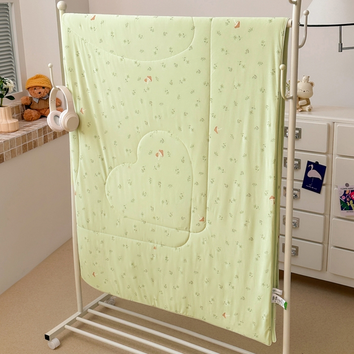 91家纺网 家纺一手货源 找家纺 鑫琪莱家纺 2026新款印花冰皮软心凉凉被夏被 绿野仙踪