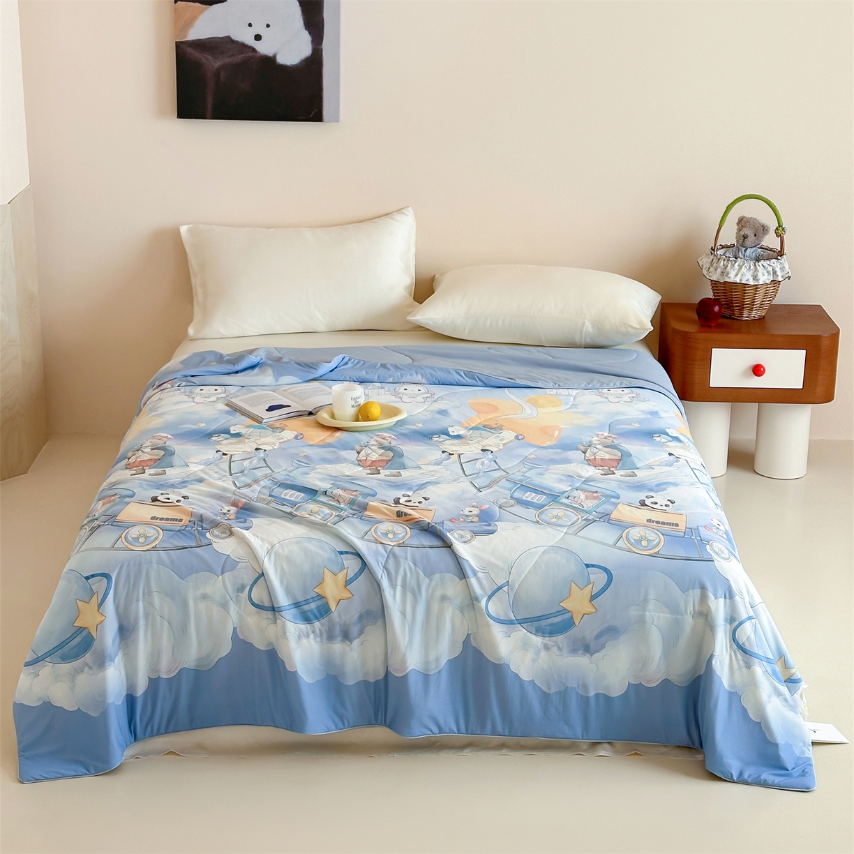 91家纺网 家纺一手货源 找家纺 傲蕾良品 2026新款【冷凝一号】高定锦氨针织蚕丝冰皮被 云端火车