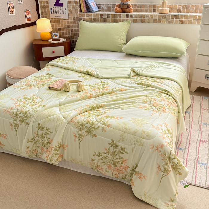 91家纺网 家纺一手货源 找家纺 鑫琪莱家纺 2026新款印花冰皮软心凉凉被夏被 青枝漫舞