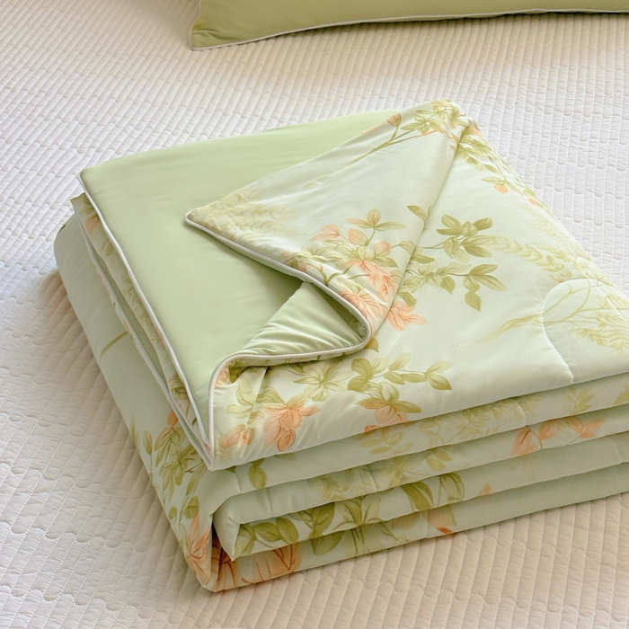 91家纺网 家纺一手货源 找家纺 鑫琪莱家纺 2026新款印花冰皮软心凉凉被夏被 青枝漫舞