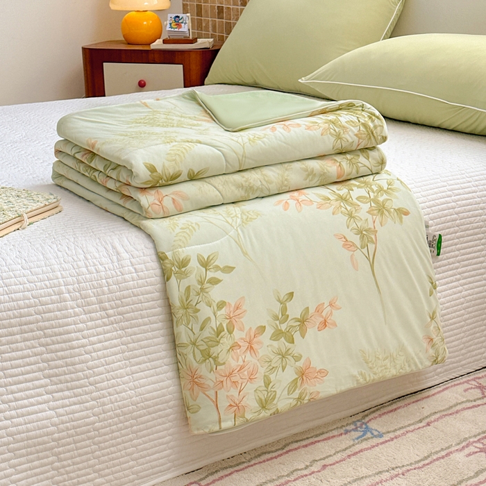 91家纺网 家纺一手货源 找家纺 鑫琪莱家纺 2026新款印花冰皮软心凉凉被夏被 青枝漫舞