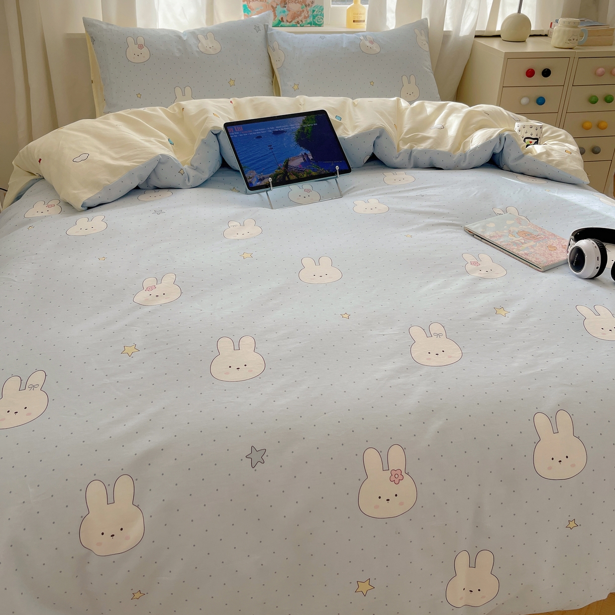 91家纺网 家纺一手货源 找家纺 六巷胡同 2026新款40支全棉13070INS卡通单品被套 蓝调波点兔