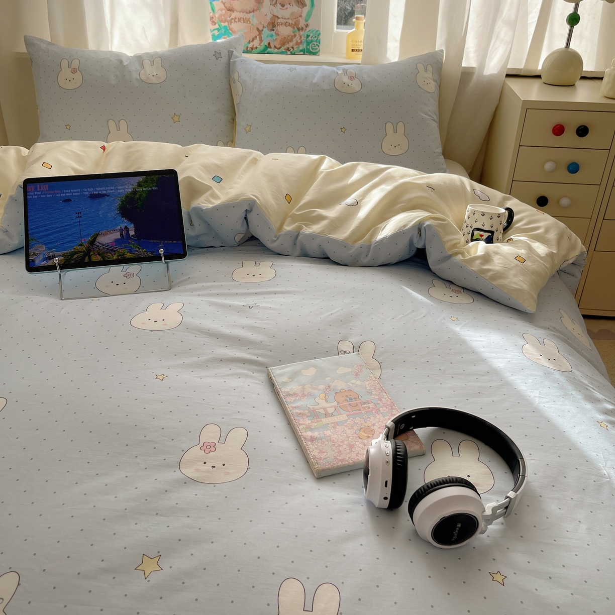 91家纺网 家纺一手货源 找家纺 六巷胡同 2026新款40支全棉13070INS卡通单品被套 蓝调波点兔