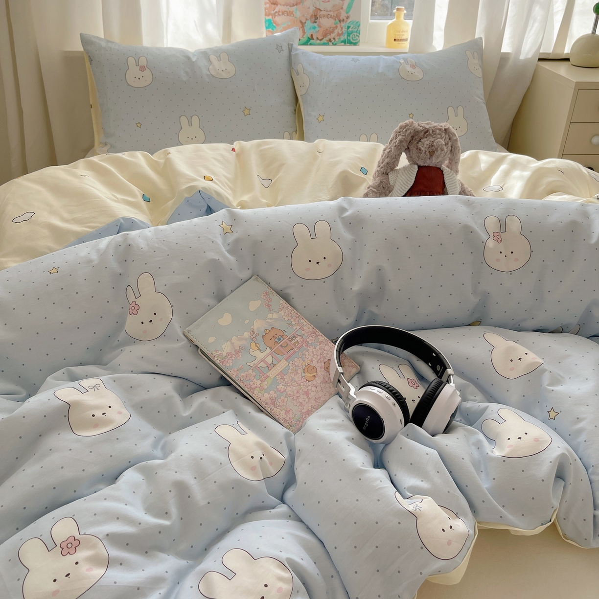 91家纺网 家纺一手货源 找家纺 六巷胡同 2026新款40支全棉13070INS卡通单品被套 蓝调波点兔