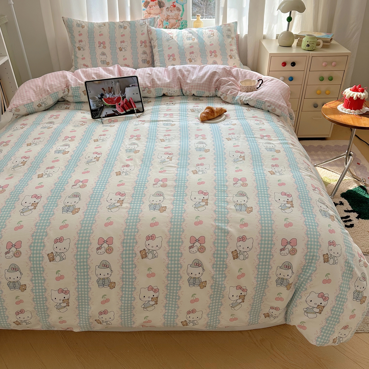 91家纺网 家纺一手货源 找家纺 六巷胡同 2026新款40支全棉13070INS卡通单品被套 萝莉樱桃猫