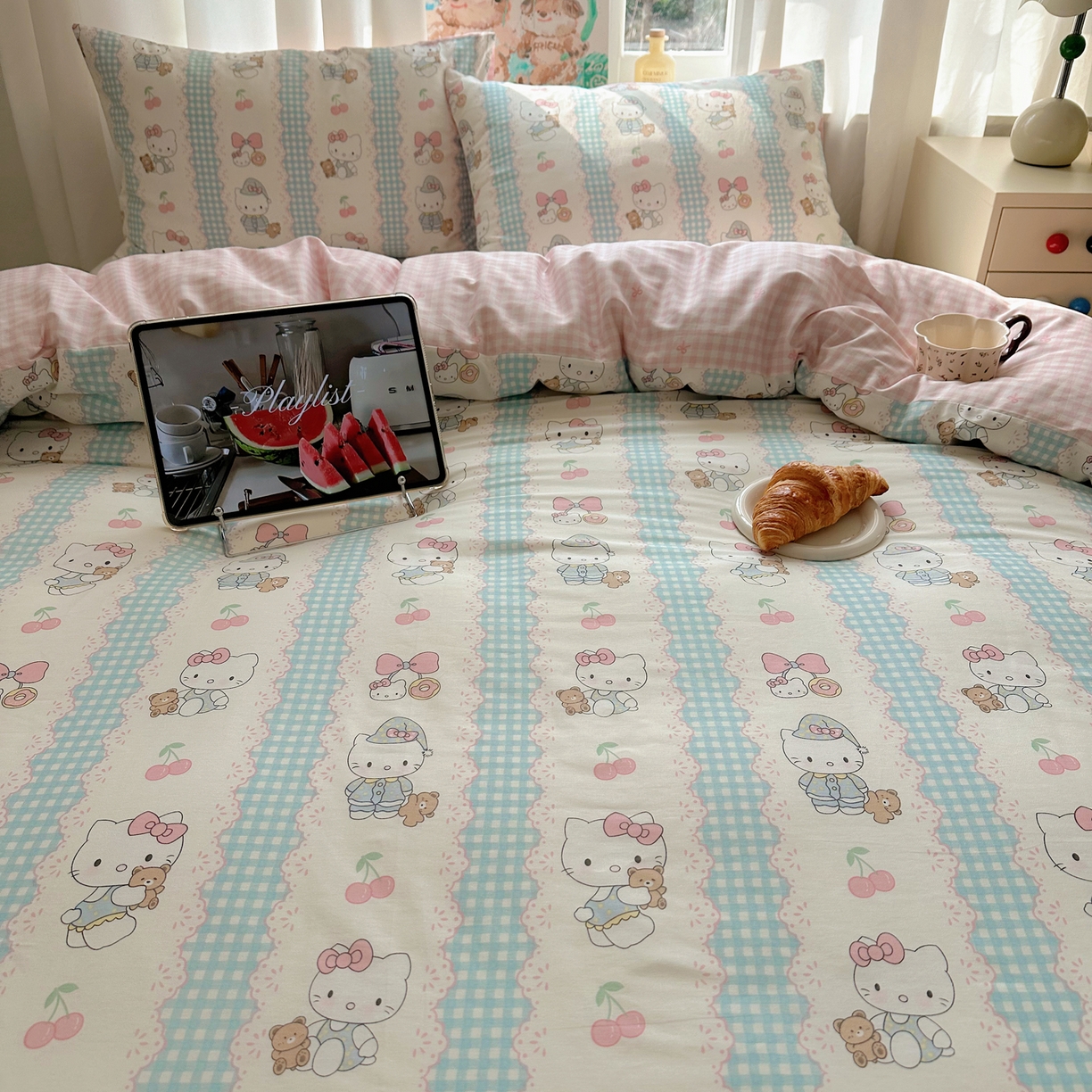 91家纺网 家纺一手货源 找家纺 六巷胡同 2026新款40支全棉13070INS卡通单品被套 萝莉樱桃猫