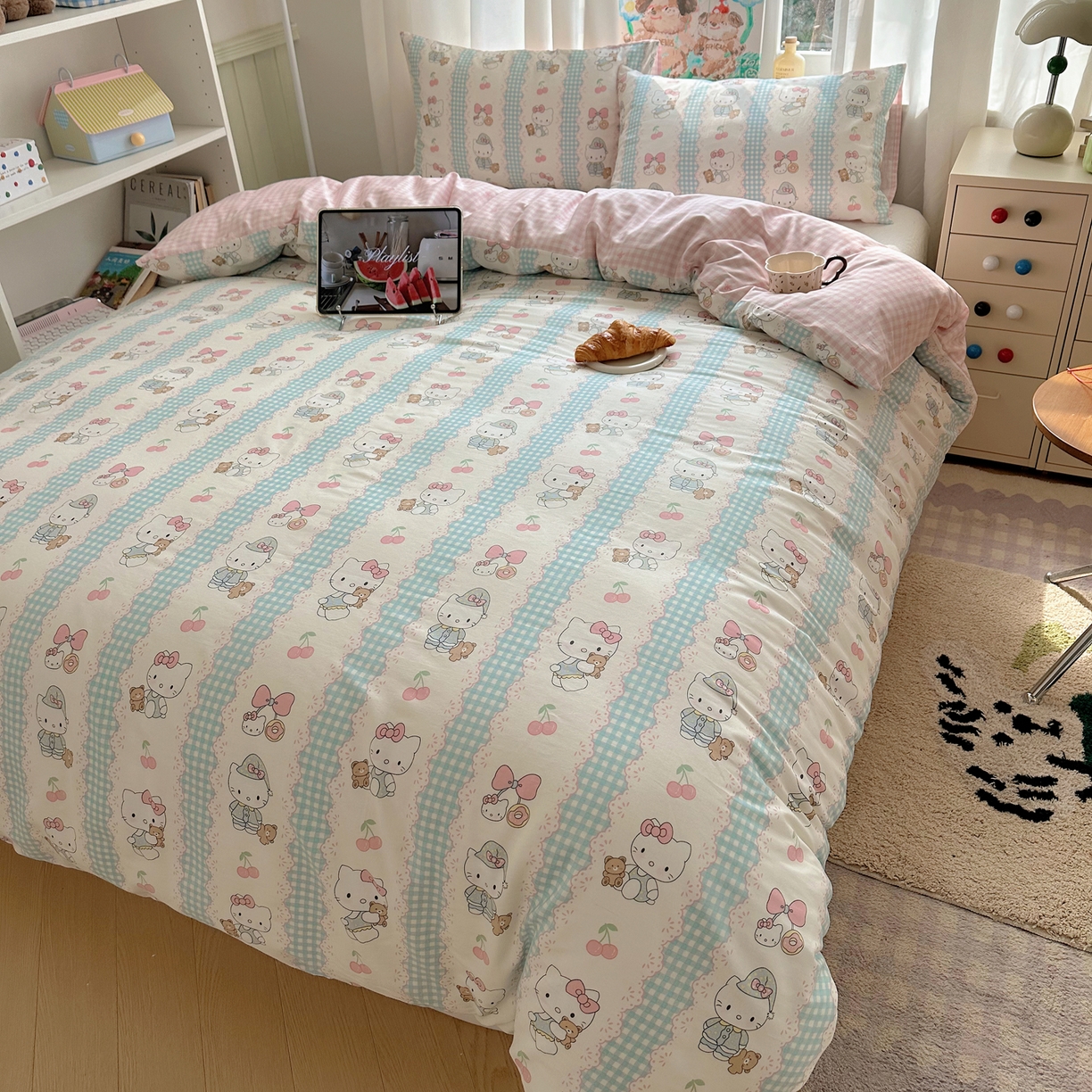 91家纺网 家纺一手货源 找家纺 六巷胡同 2026新款40支全棉13070INS卡通单品被套 萝莉樱桃猫