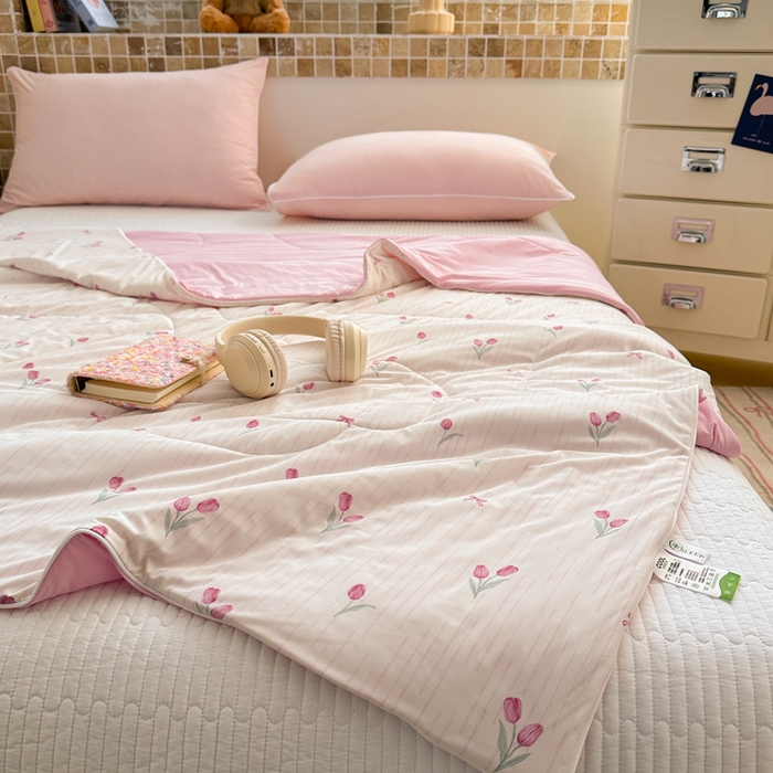 91家纺网 家纺一手货源 找家纺 鑫琪莱家纺 2026新款印花冰皮软心凉凉被夏被 悠然郁香