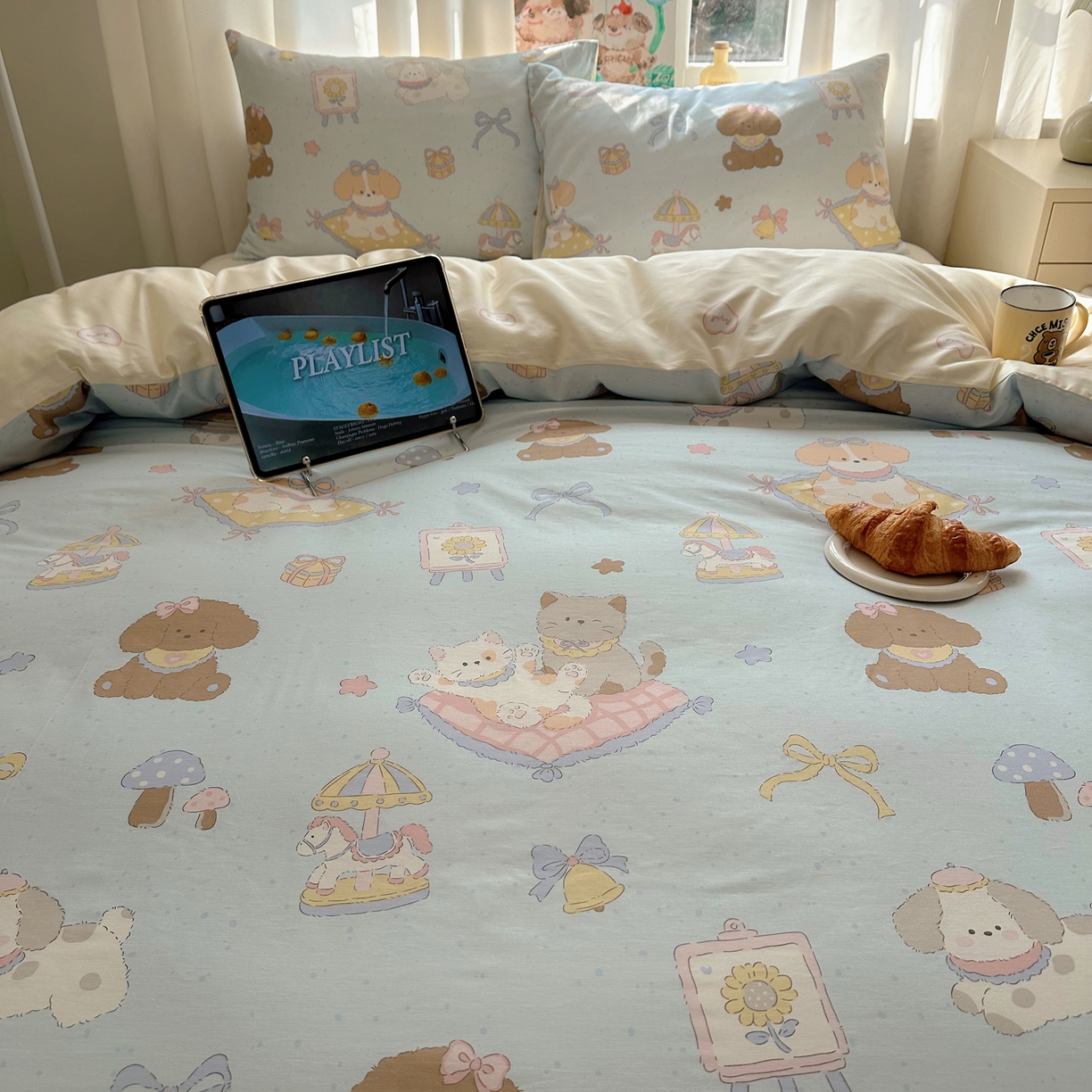 91家纺网 家纺一手货源 找家纺 六巷胡同 2026新款40支全棉13070INS卡通单品被套 猫狗游园会