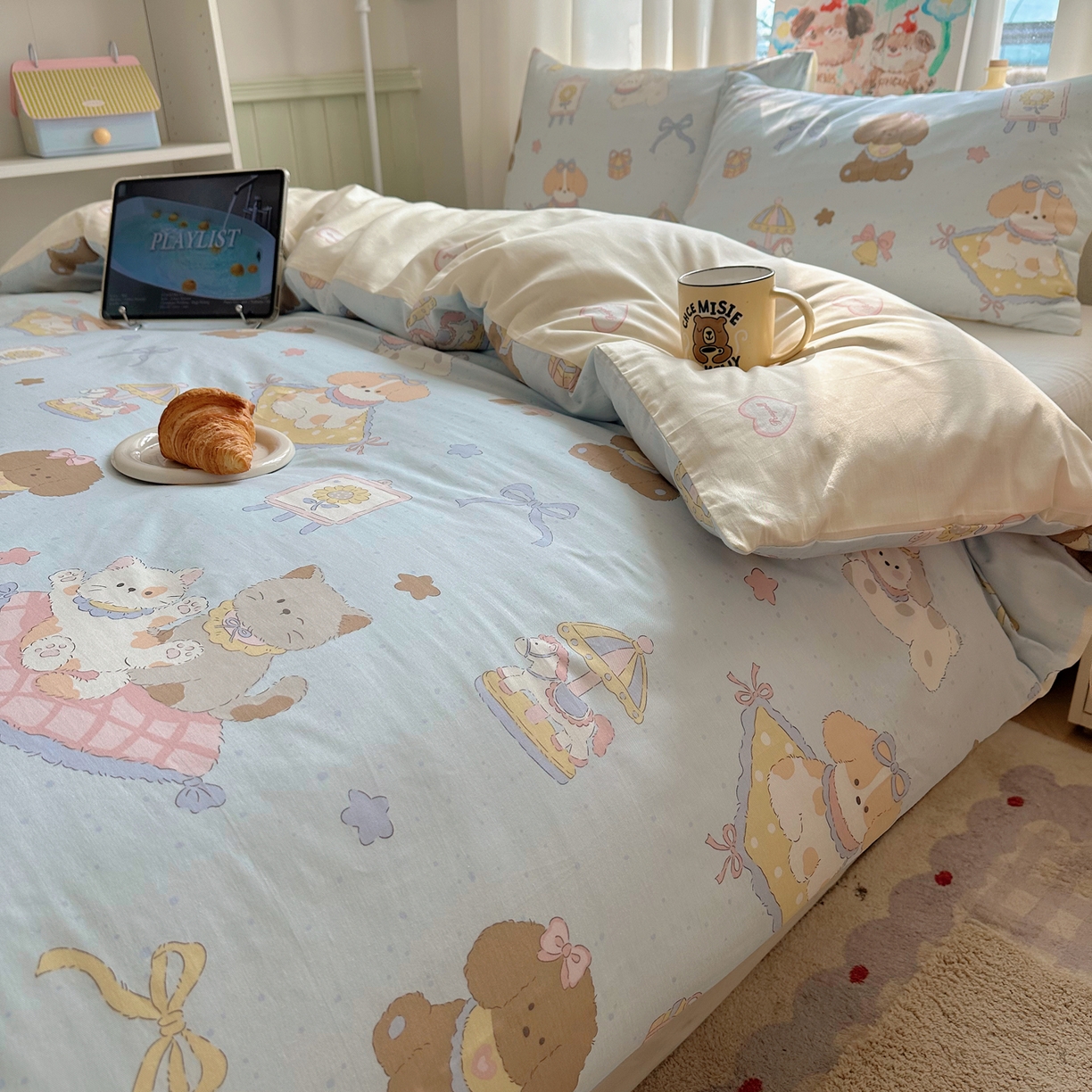 91家纺网 家纺一手货源 找家纺 六巷胡同 2026新款40支全棉13070INS卡通单品被套 猫狗游园会