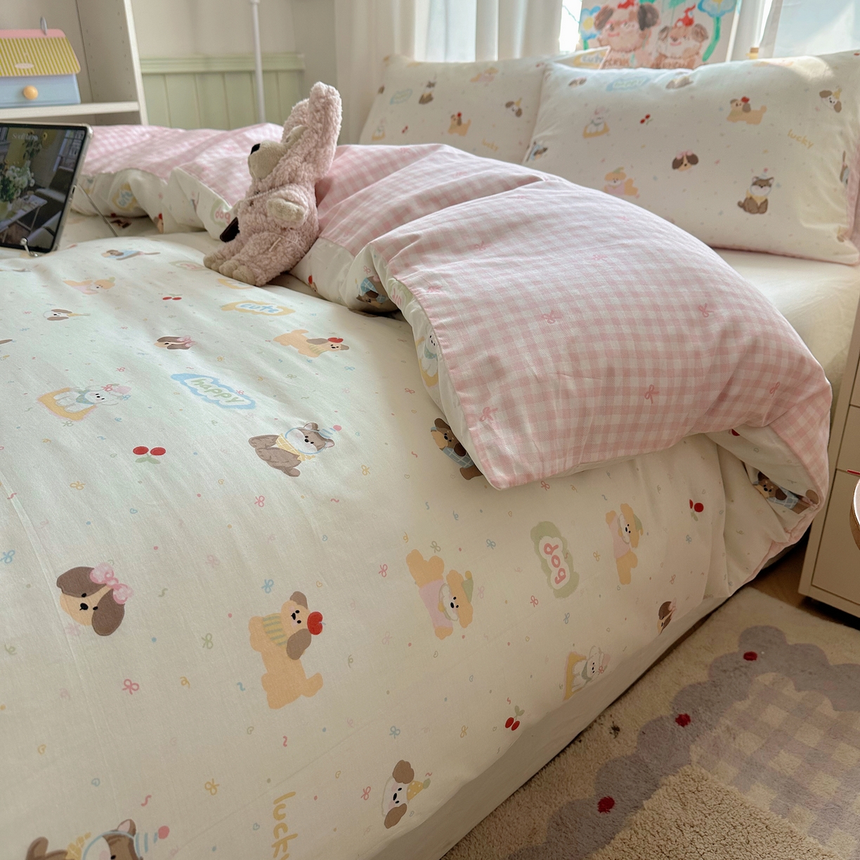 91家纺网 家纺一手货源 找家纺 六巷胡同 2026新款40支全棉13070INS卡通单品被套 汪星人派对