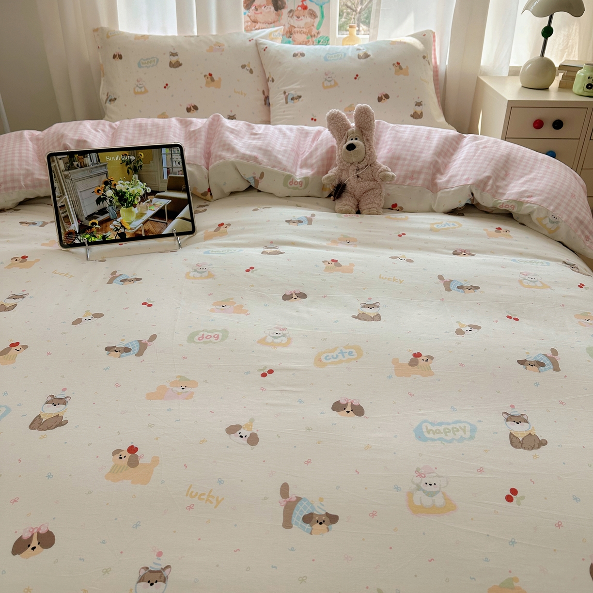 91家纺网 家纺一手货源 找家纺 六巷胡同 2026新款40支全棉13070INS卡通单品被套 汪星人派对