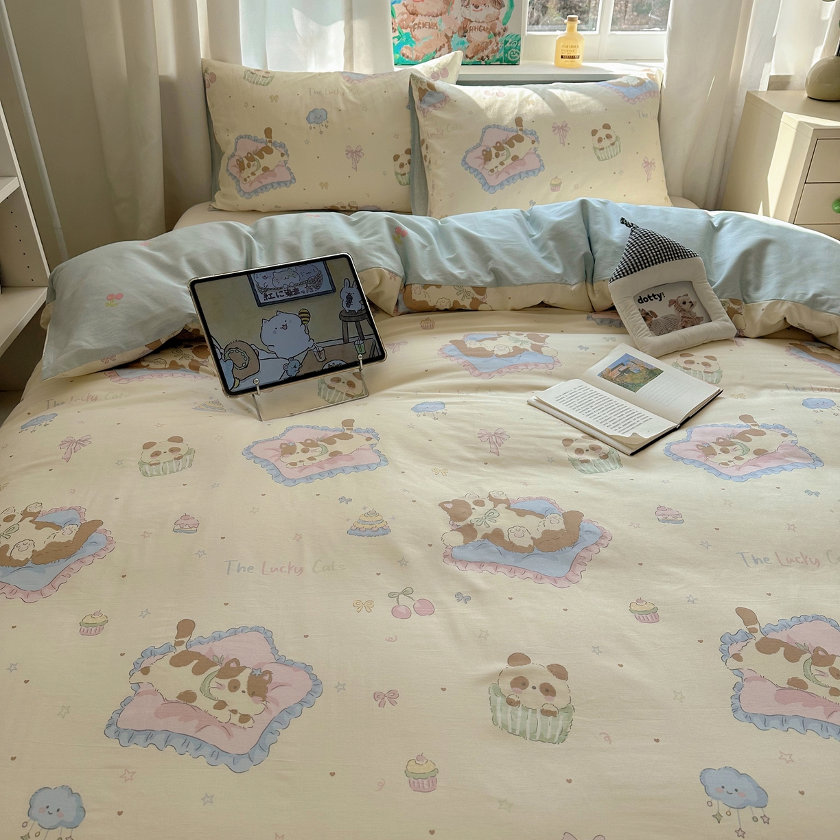 91家纺网 家纺一手货源 找家纺 六巷胡同 2026新款40支全棉13070INS卡通单品被套 慵懒猫咪崽