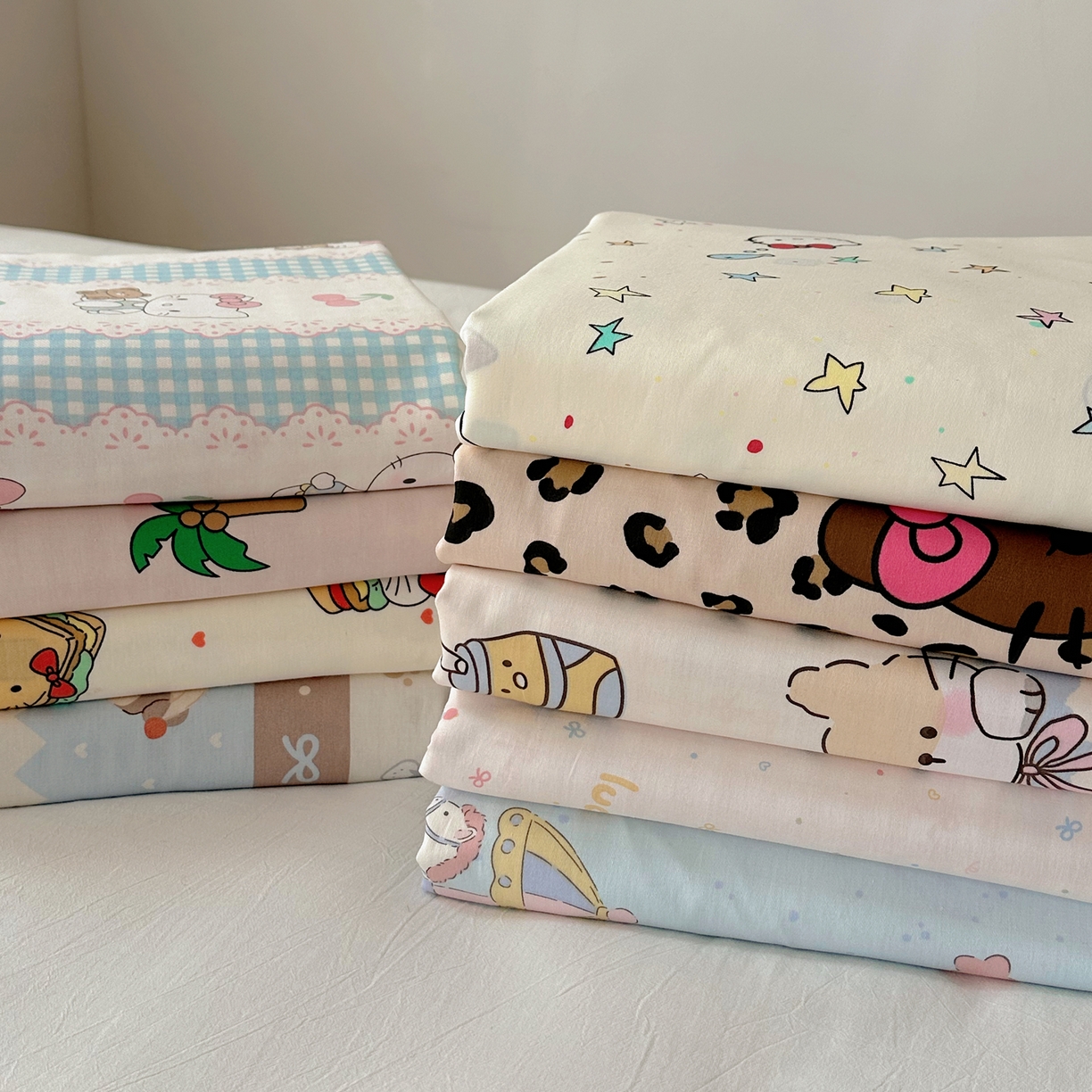 91家纺网 家纺一手货源 找家纺 六巷胡同 2026新款40支全棉13070INS卡通单品被套 组合叠拍图