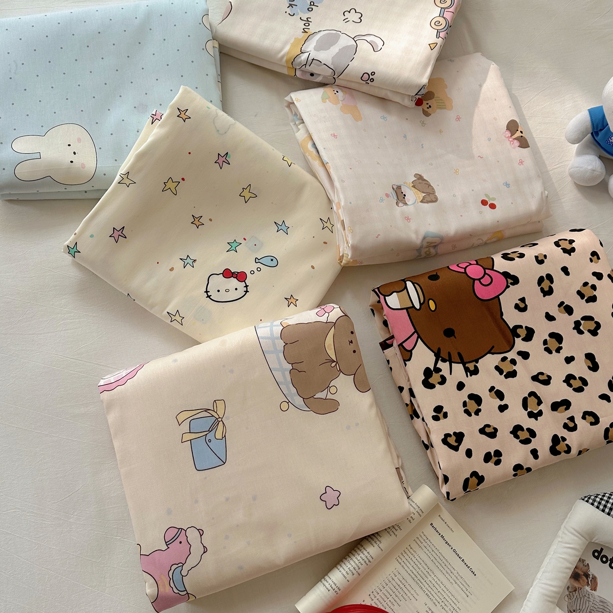 91家纺网 家纺一手货源 找家纺 六巷胡同 2026新款40支全棉13070INS卡通单品被套 组合叠拍图