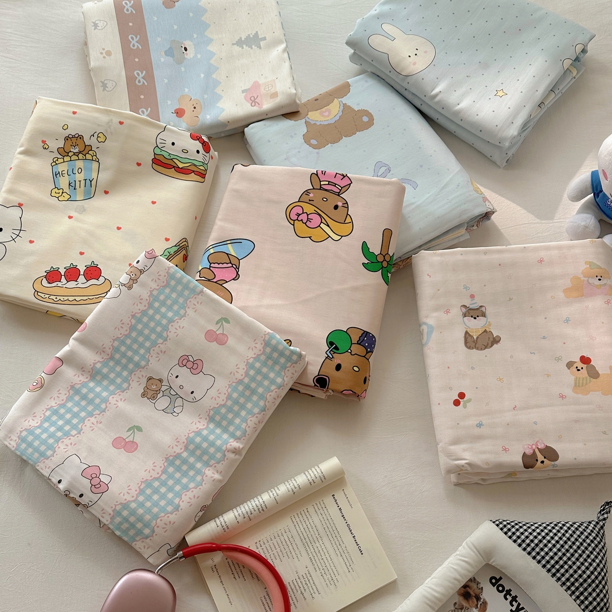 91家纺网 家纺一手货源 找家纺 六巷胡同 2026新款40支全棉13070INS卡通单品被套 组合叠拍图