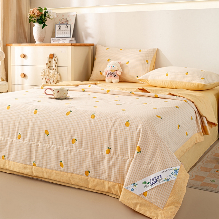 91家纺网 家纺一手货源 找家纺 红日子纺织品 2026新款全棉印花夏被夏凉被空调被 柠檬小镇
