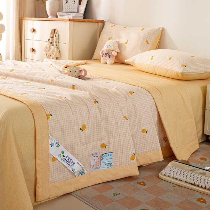 91家纺网 家纺一手货源 找家纺 红日子纺织品 2026新款全棉印花夏被夏凉被空调被 柠檬小镇