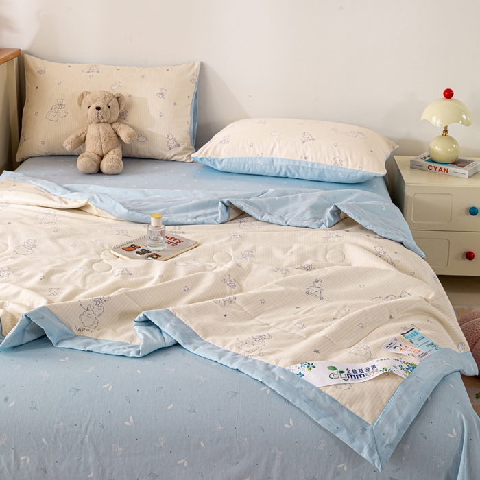 91家纺网 家纺一手货源 找家纺 红日子纺织品 2026新款全棉印花夏被夏凉被空调被 星空熊