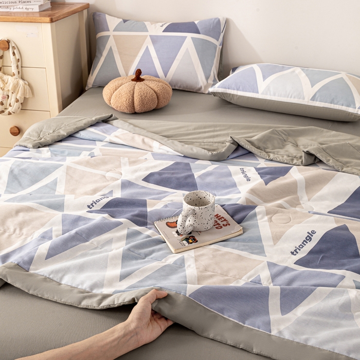 91家纺网 家纺一手货源 找家纺 红日子纺织品 2026新款全棉印花夏被夏凉被空调被 悠然海岸