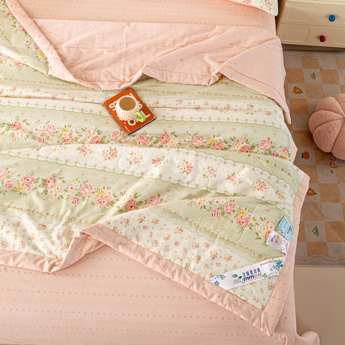 91家纺网 家纺一手货源 找家纺 红日子纺织品 2026新款全棉印花夏被夏凉被空调被 云边花漾