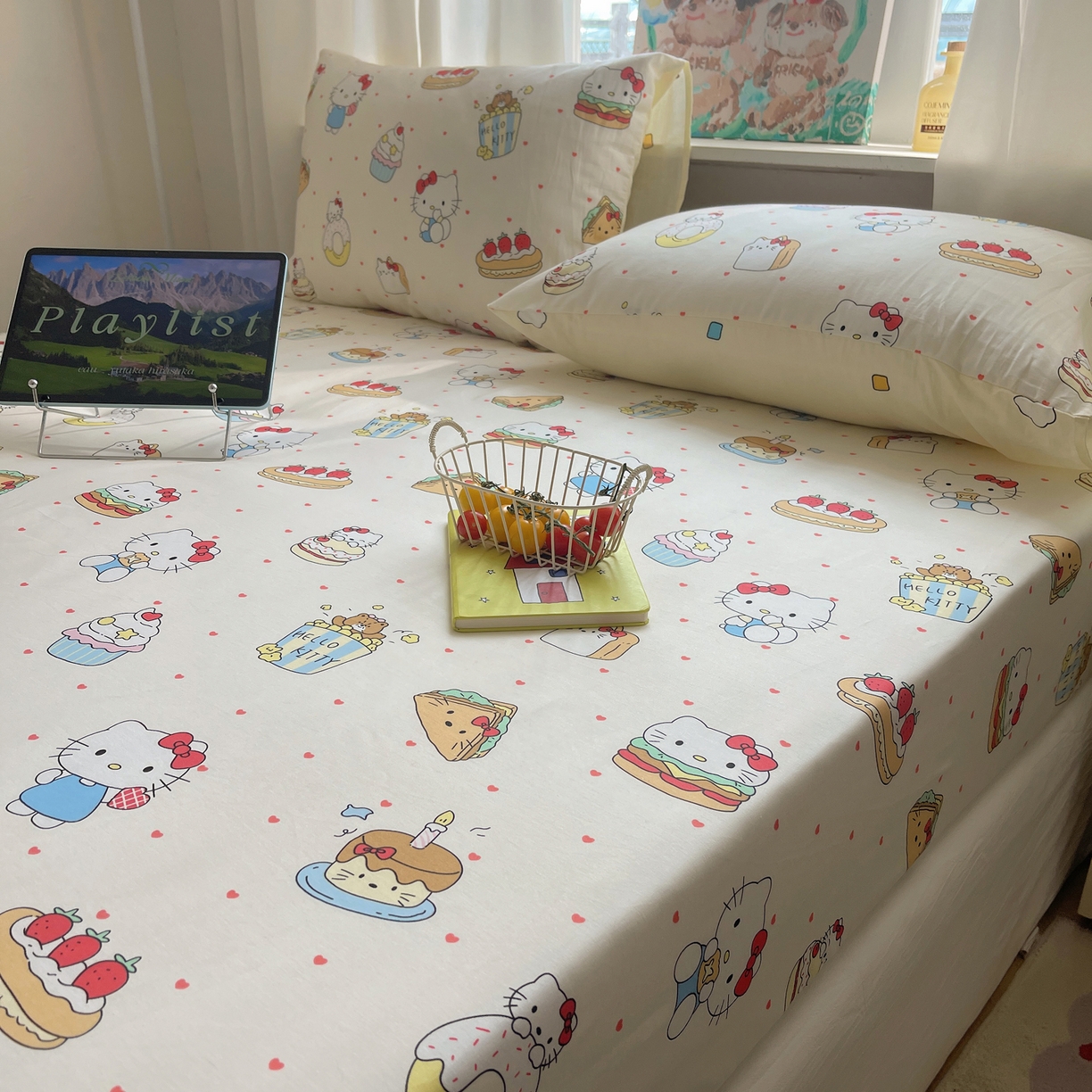 91家纺网 家纺一手货源 找家纺 六巷胡同 2026新款40支全棉13070INS卡通单品床笠 爱心汉堡喵