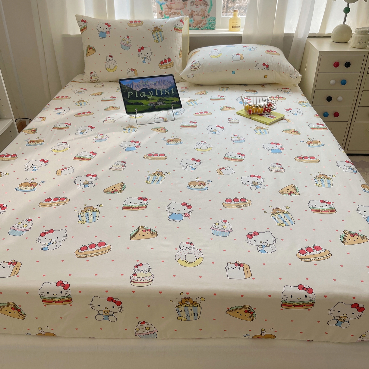 91家纺网 家纺一手货源 找家纺 六巷胡同 2026新款40支全棉13070INS卡通单品床笠 爱心汉堡喵