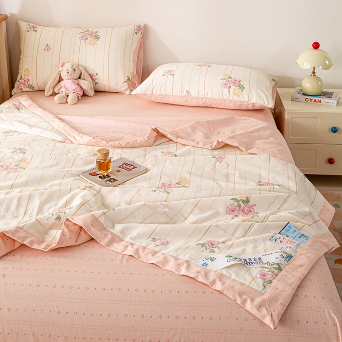 91家纺网 家纺一手货源 找家纺 红日子纺织品 2026新款全棉印花夏被夏凉被空调被 芸雅花开