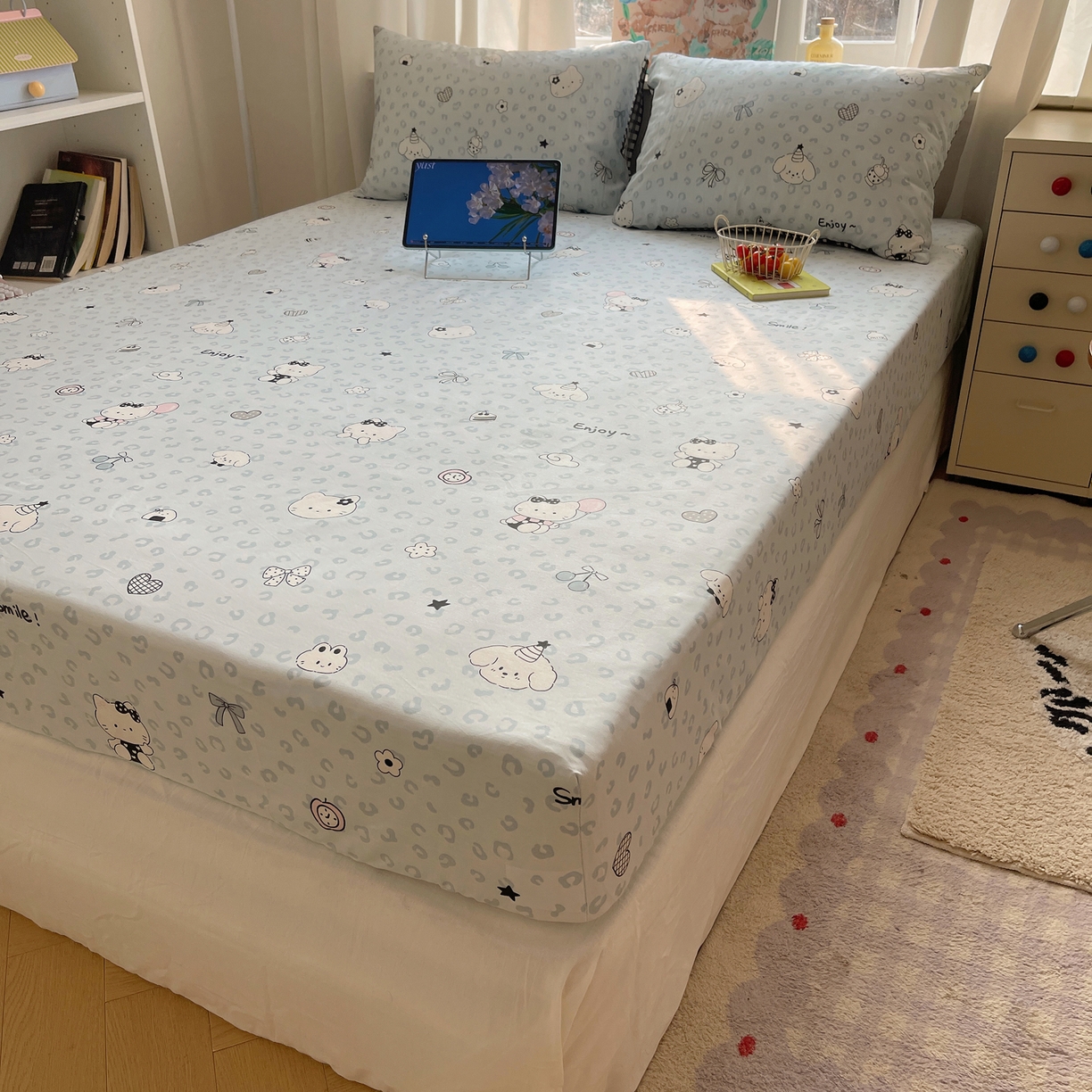 91家纺网 家纺一手货源 找家纺 六巷胡同 2026新款40支全棉13070INS卡通单品床笠 海盐豹纹猫