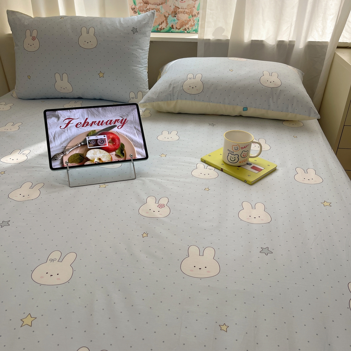 91家纺网 家纺一手货源 找家纺 六巷胡同 2026新款40支全棉13070INS卡通单品床笠 蓝调波点兔