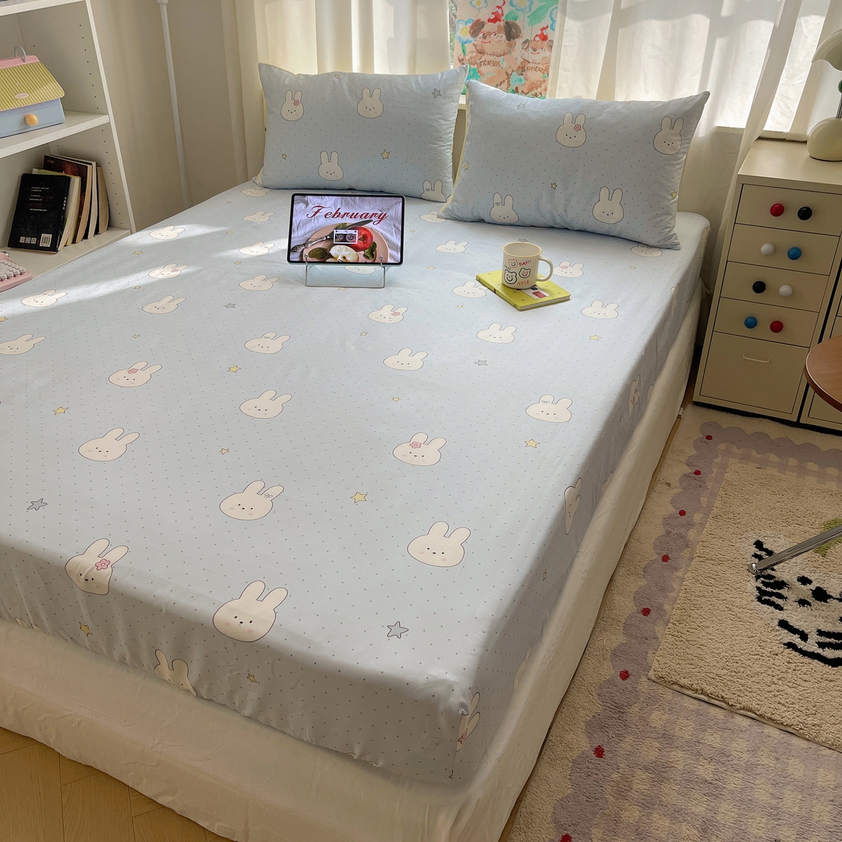 91家纺网 家纺一手货源 找家纺 六巷胡同 2026新款40支全棉13070INS卡通单品床笠 蓝调波点兔