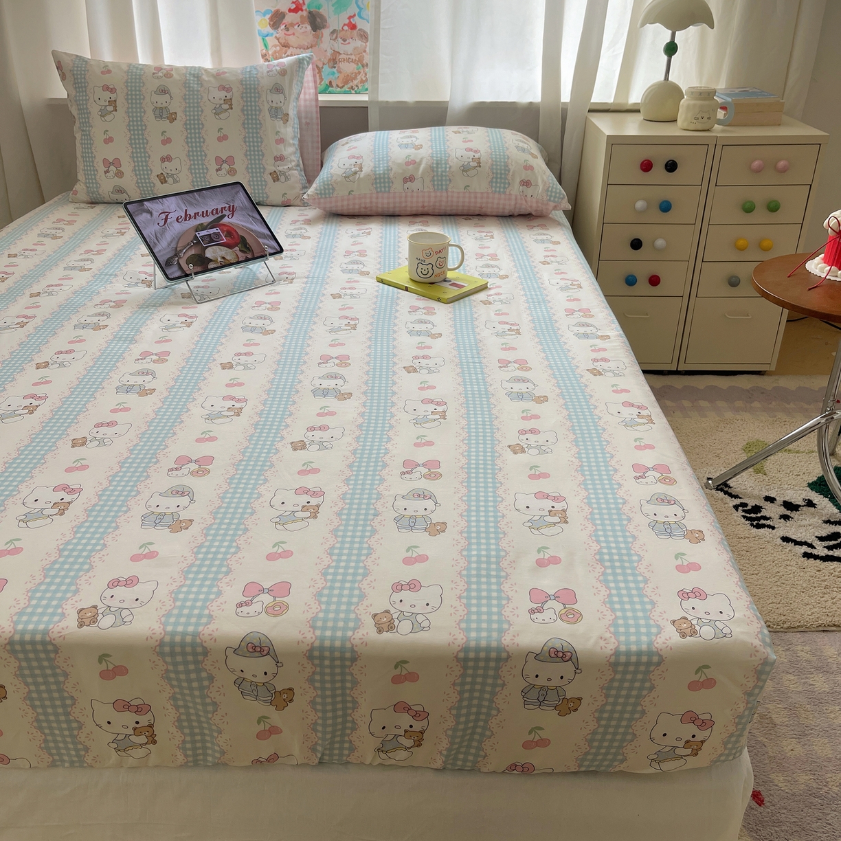 91家纺网 家纺一手货源 找家纺 六巷胡同 2026新款40支全棉13070INS卡通单品床笠 萝莉樱桃猫