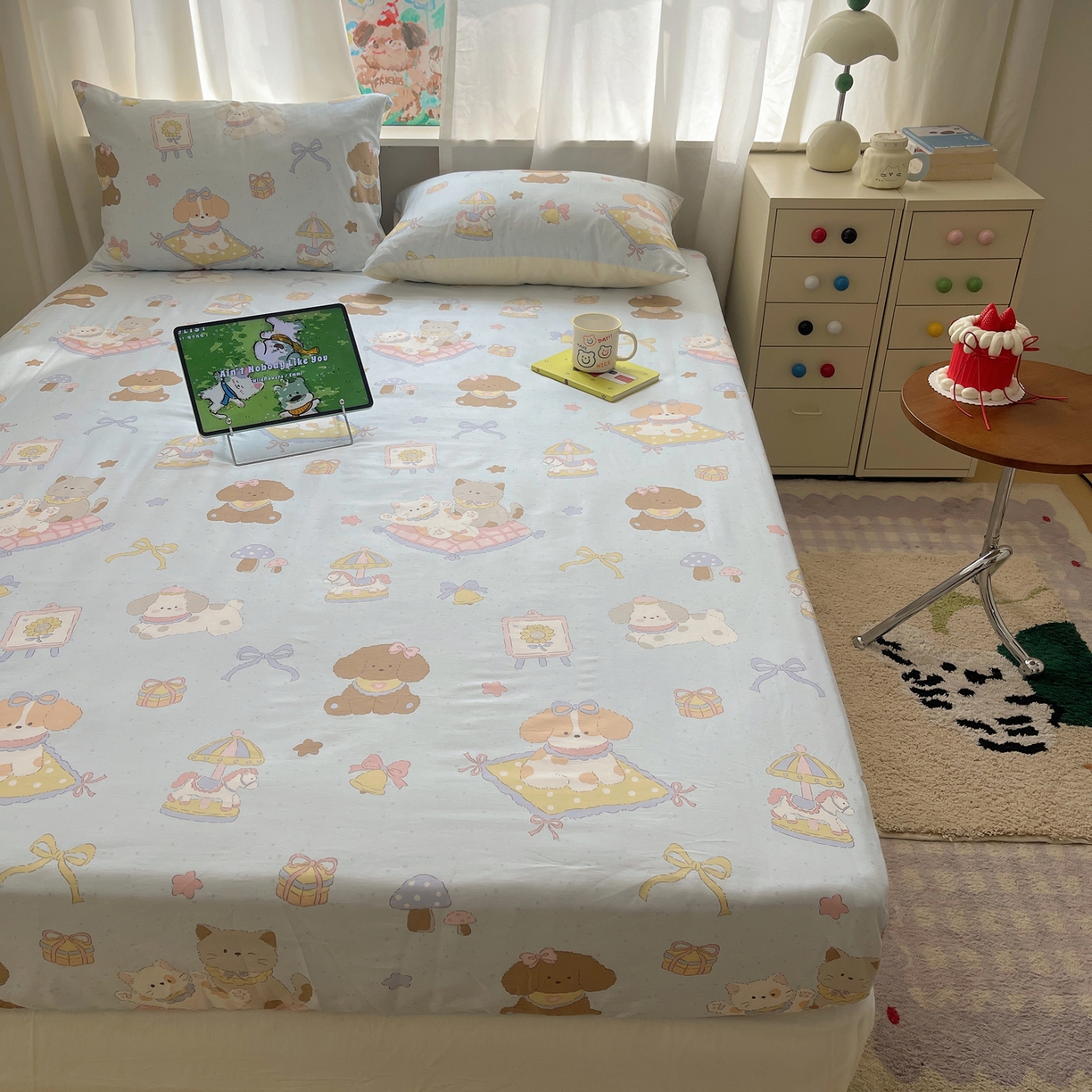 91家纺网 家纺一手货源 找家纺 六巷胡同 2026新款40支全棉13070INS卡通单品床笠 猫狗游园会