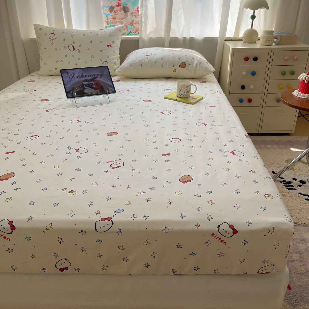 91家纺网 家纺一手货源 找家纺 六巷胡同 2026新款40支全棉13070INS卡通单品床笠 星星萝莉猫