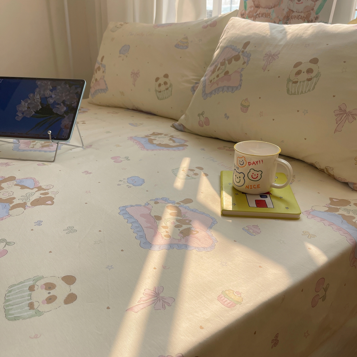 91家纺网 家纺一手货源 找家纺 六巷胡同 2026新款40支全棉13070INS卡通单品床笠 慵懒猫咪崽